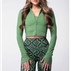 Balance Athletica The Elevate Cropped Zip - Amazon